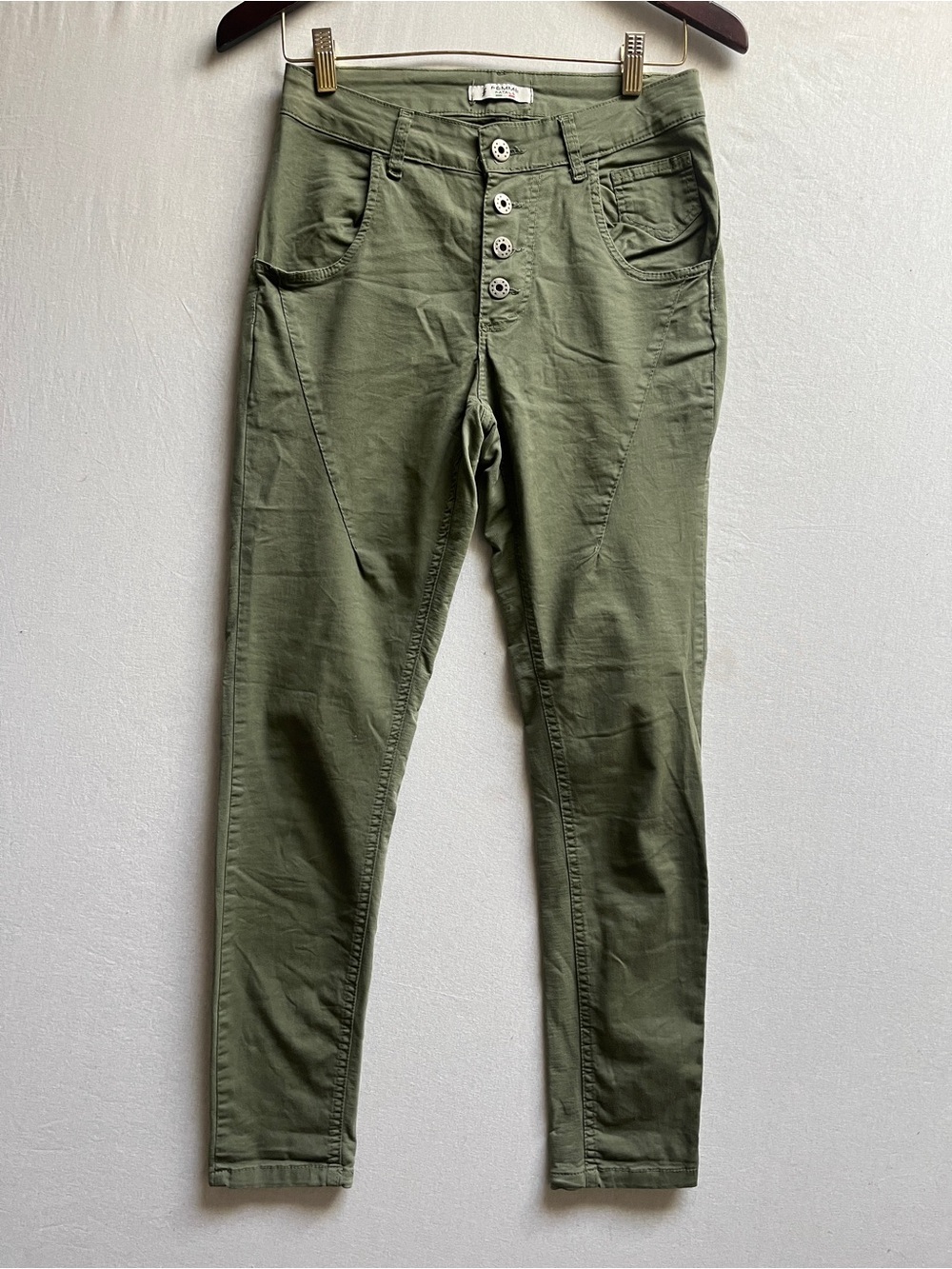 Femme Fatale Olive Green Button Front Tapered Casual Pants Size 28 XS